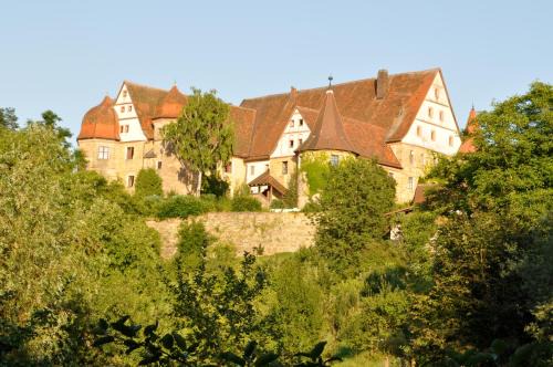 Wiesenthau Hotel | Welcome to Schloss Wiesenthau: Family-Friendly Retreat