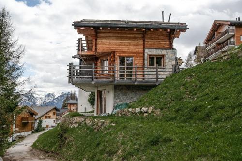 Bettmeralp House | Family-Friendly Retreat at Schmetterling - Rated 9/10