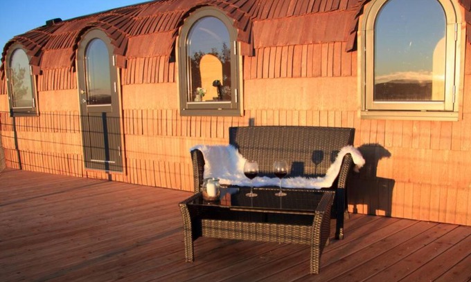 Apfeldorf Apartment | Cozy Schmidis Igluhuts in Pfaffenwinkel - Family-Friendly Stay