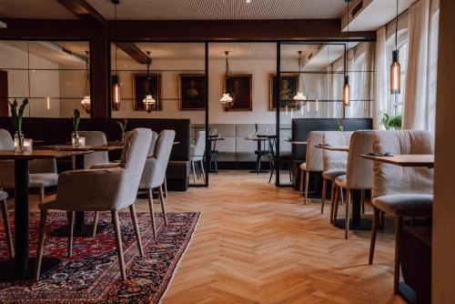 Weiler bei Monzingen Hotel | Relax at Schmidtburger Hof: Oceanfront with Spa Amenities