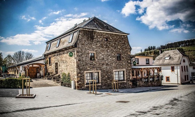 Schoenberg Hotel | Discover Comfort at Schmiede Hotel with Family-Friendly Amenities