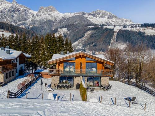 Leogang Ski Chalet | Relax at Schneeflocke Leogang with Oceanfront Spa Amenities