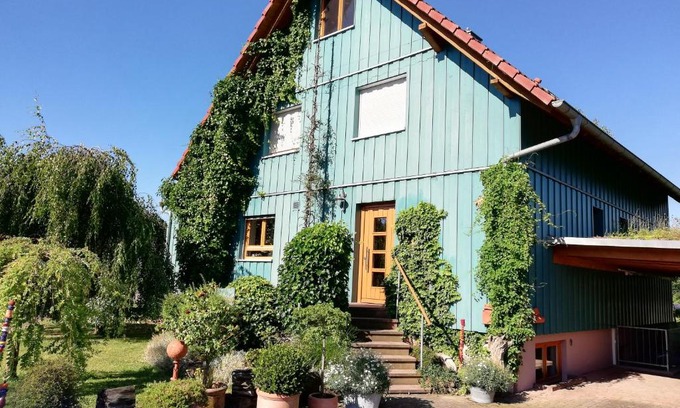 Schwanau Apartment | Cozy Retreat in Quiet Location with Breakfast & Kitchen