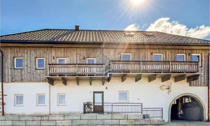 Atzesberg Apartment | Premier Getaway at Schoene Ferienwohnung - Guest Rated 9.7