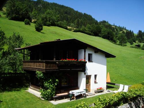 Wildschoenau House | Highly Rated Schoner Erika: Family-Friendly Retreat