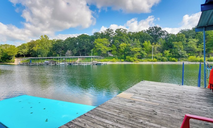 Kimberling City Cabin | Scenic Schooner Creek Cabin: Fishing, Boating & Spa Awaits!
