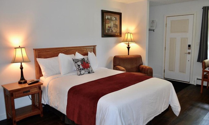 Sundre Hotel | Discover Schott's Lake Conference & Resort - Pet Friendly Stay