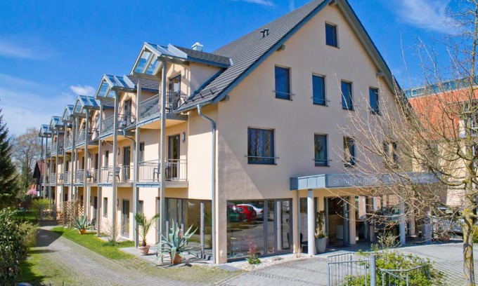 Munchen District Apartment | Schweigerhof: Guest Rated 9/10 for Your Next Getaway