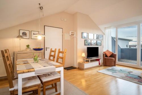 Meckenbeuren Apartment | Family-Friendly Retreat at Schwippl with 9.1/10 Rating