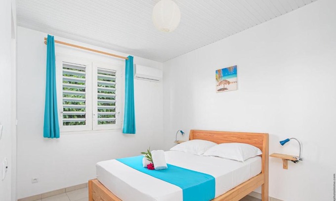 Tartane Apartment | Oceanfront Haven at SCI DRELA with 9.1/10 Guest Rating