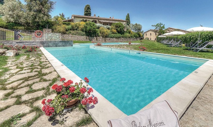 Montaione Apartment | Ideal 2-Bedroom Stay with Pool & Spa in Montaione