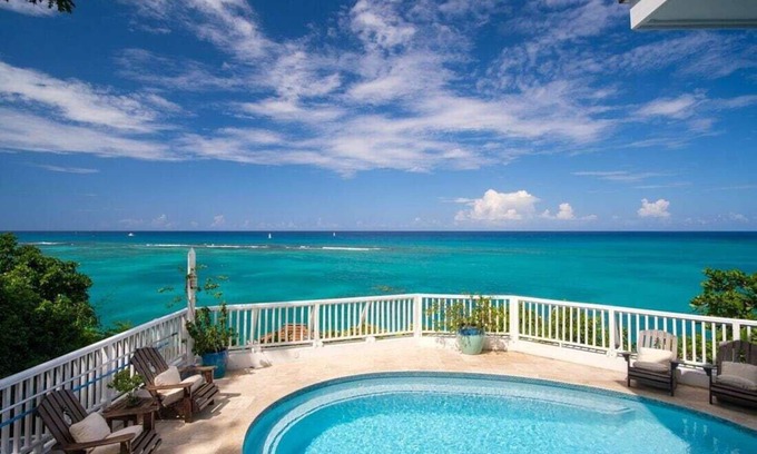 Ocho Rios Villa | Scotch on the Rocks: Waterfront Retreat with Family-Friendly Fun