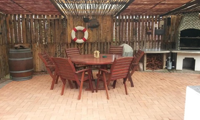 Scottburgh South Apartment | Inviting Scottiesview: Family-Friendly with Pool Access