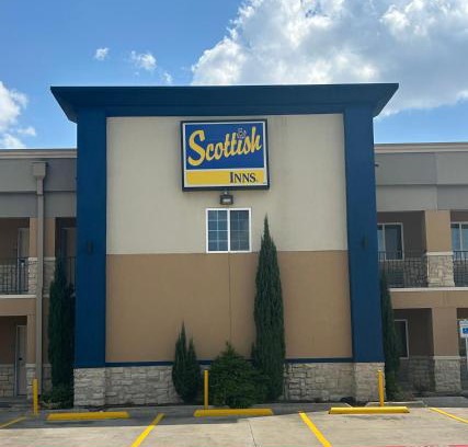 Fort Worth Hotel | Budget-Friendly Stay at Scottish Inns White Settlement