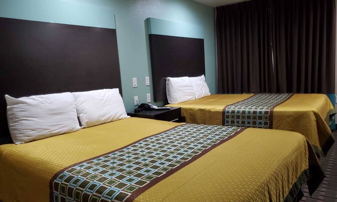 Fort Worth Hotel | Convenient Stay at Scottish Inns White Settlement with Breakfast