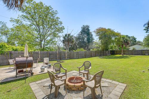 Charleston House | Comfortable Charleston Home Just 3 Miles from Folly Beach