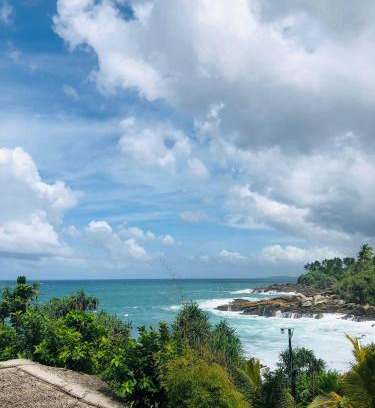Nilwella House | Discover Screwpine Beach Villa with Private Oceanfront Access