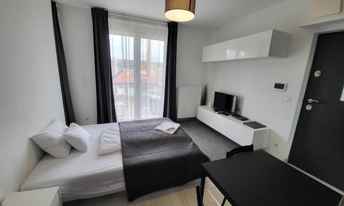 Vizafogo Apartment | Kid-Friendly SDP Meder B401 Apartment - Rated 9.1 by Guests