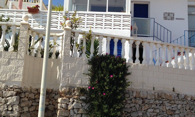 Peniscola House | Seaside Retreat with Pool & Private Garden, Near the Beach