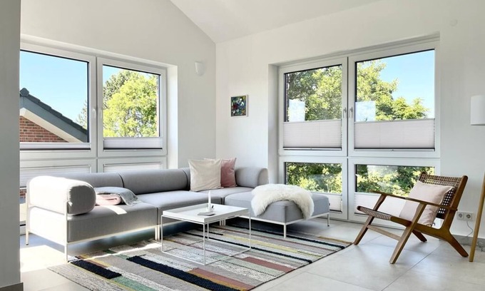 Fedderwardersiel Apartment | Cozy Getaway at PIT: Oceanfront Apartment with Balcony
