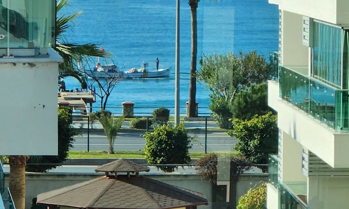 Kestel Apartment | SEA & BEACH FRONT "Luxury Residence" 1+1 Apt. 70m2 (18)