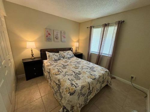 Palm Beach - West Palm Beach Apartment | Sea Breeze: 2 BR Apartment with Ocean View & Private Beach