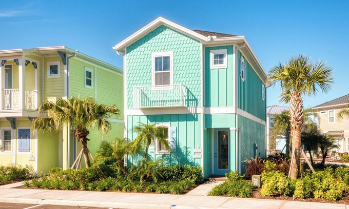 West Kissimmee Cottage | Experience Sea Breeze Cottage with Pool & Resort Access