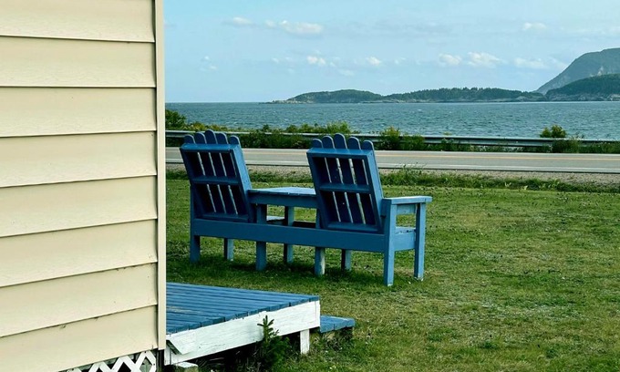 Ingonish Hotel | Oceanfront Comfort at Sea Breeze Motel with Stunning Views
