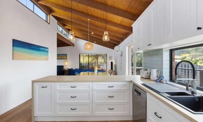 Ocean Grove House | Cozy Sea Breeze on Orton - Steps from the Beach!