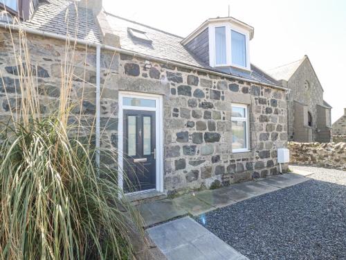 St Combs House | Sea Breeze St Combs