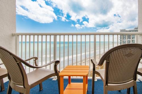Arcadian Shores Apartment | Oceanfront Sea Breeze Hotel: 4-Star Stay with Pool & Hot Tub