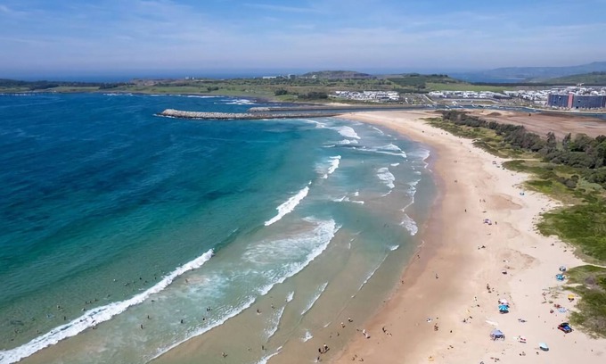 Shell Cove House | Oceanfront Retreat: Sea Change with Unmatched Guest Ratings