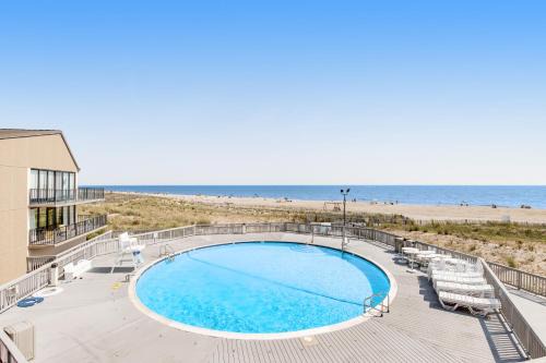 Bethany Beach Apartment | Oceanfront Retreat at Sea Colony Edgewater House V