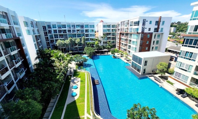 Khao Takiab Condo | Convenient SEA CRAZE CONDO Near Khao Takiab Beach