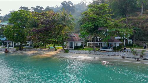 Ko Chang Resort | Serene Sea Escape Koh Chang with Private Beach Access