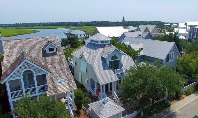 Bald Head Island House | Perfect Getaway: Sea Horse Cottage on BHI Creek Front