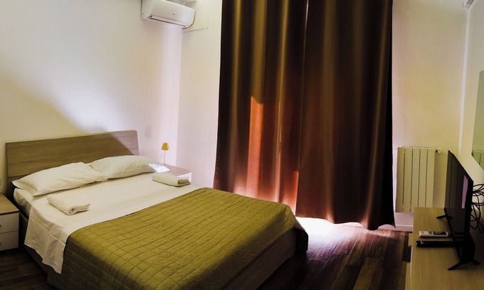 Quartiere XXXIV Lido di Ostia Levante House | Seaside Escape: Sea House Rome Apartment with Ocean View