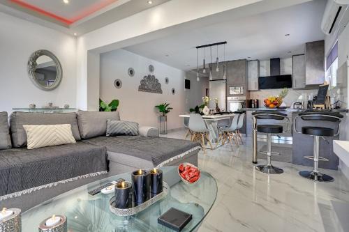 Ialyssos Apartment | Oceanfront Bliss at Sea & Joy House - Rated 9.9/10