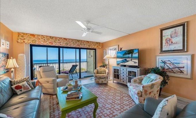 Boca Grande Apartment | Beachfront Serenity at Sea Oats 115 Condominium