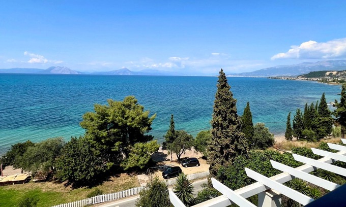Kato Achaia House | Ocean View Villa Alexandra: Pet-Friendly Family Getaway