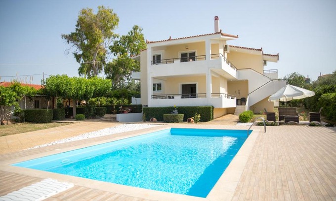 Kato Diminio Villa | Oceanfront Sea Side Villa: 4-Star Stay with Pool Access