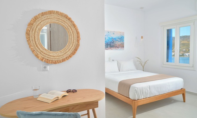 Gavrio House | Relaxing Retreat at Sea-side Villa Hydroussa with Pool & Ocean View