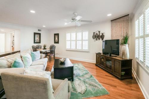 Tybee Island Villa | Sea Sight Villa C: Family-Friendly Retreat with Top Ratings