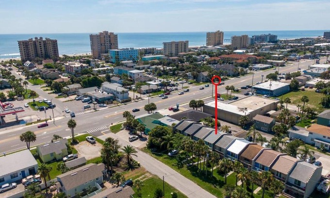Jacksonville Beach House | Pet-Friendly Sea Turtle Townhouse: 10/10 Guest Rated Escape