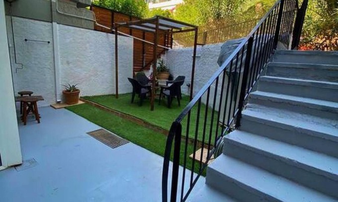 Varkiza Apartment | Family-Friendly Stay at Sea Urban 4 in Varkiza