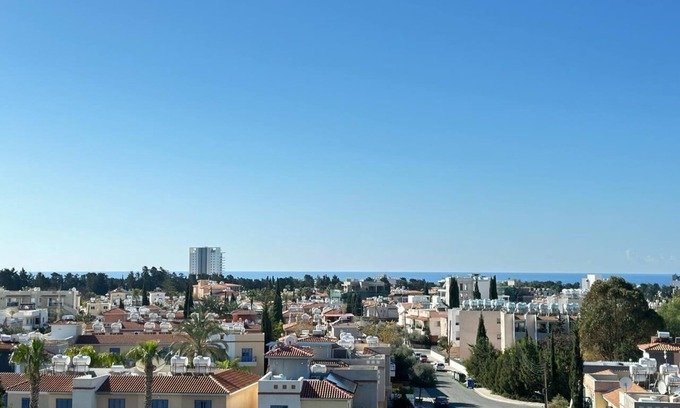 Universal Apartment | Sea View 2BD Apt - Elysia Park