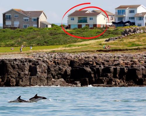 Porthcawl House | Oceanfront 5-Bed House Near Water Sports & Golf