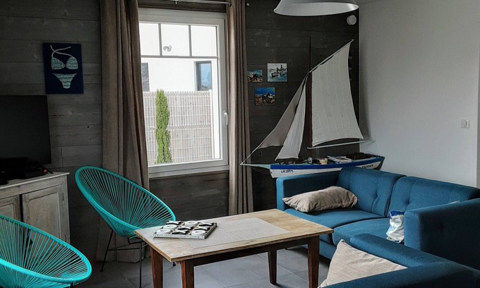 Les Boucholeurs House | Family-Friendly Retreat with Ocean View Near Chatelaillon Beach
