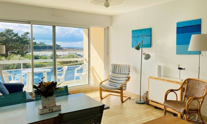 Trevou-Treguignec Apartment | Oceanfront Apartment with Incredible Views on Pink Granite Coast