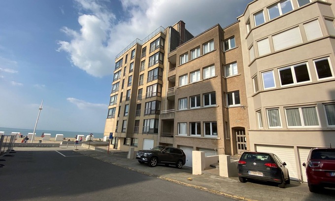 Sint-Idesbald Apartment | Scenic Sea View Apartment: Rated 9.4, Pet & Child Friendly